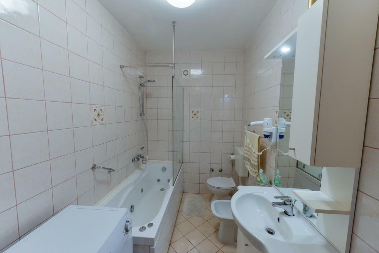 Lumbre Apartment Tar-Vabriga Exterior photo